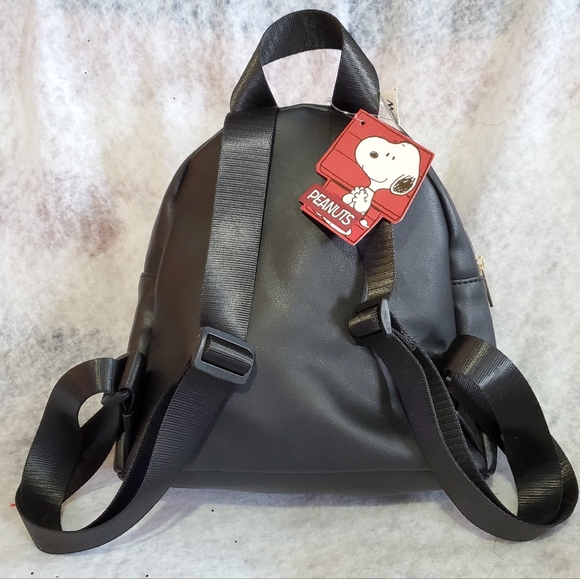 Bioworld Peanuts Backpack - Picture 5 of 9